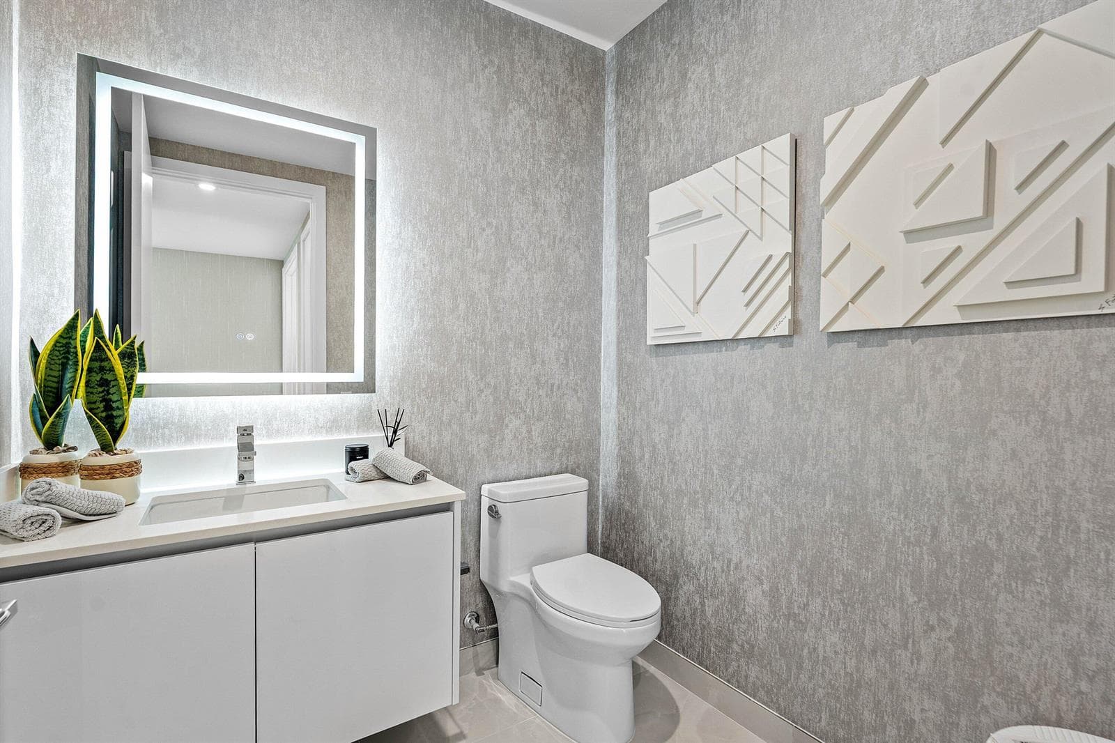 026-220LakeShoreDrive-2123-LakePark-FL-3