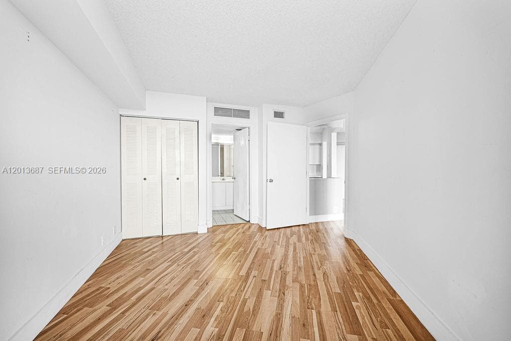 PARC CENTRAL AVENTURA · #LP03 in Aventura - Photo 15