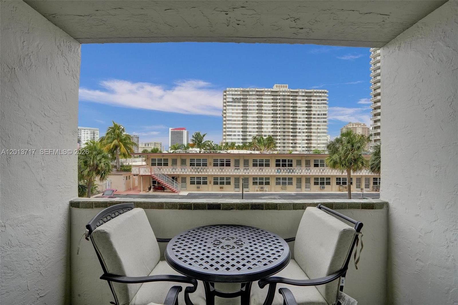 AVANT GARDE CONDO · #205 in Hallandale Beach - Photo 12