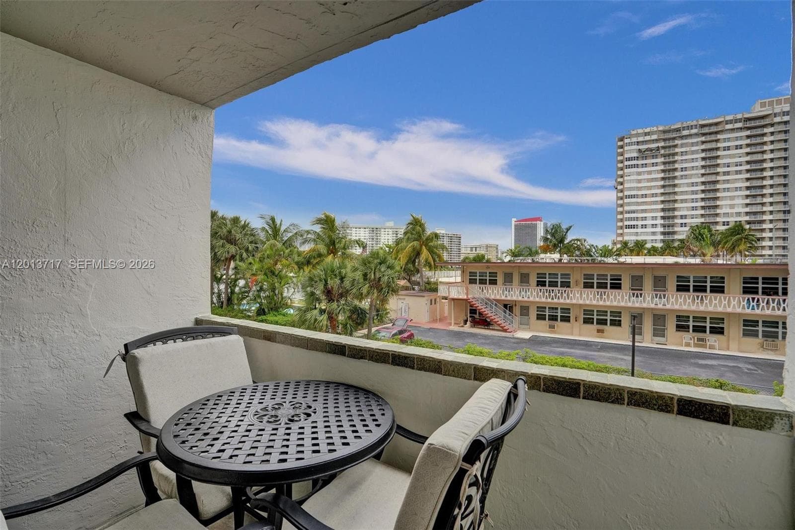 AVANT GARDE CONDO · #205 in Hallandale Beach - Photo 10