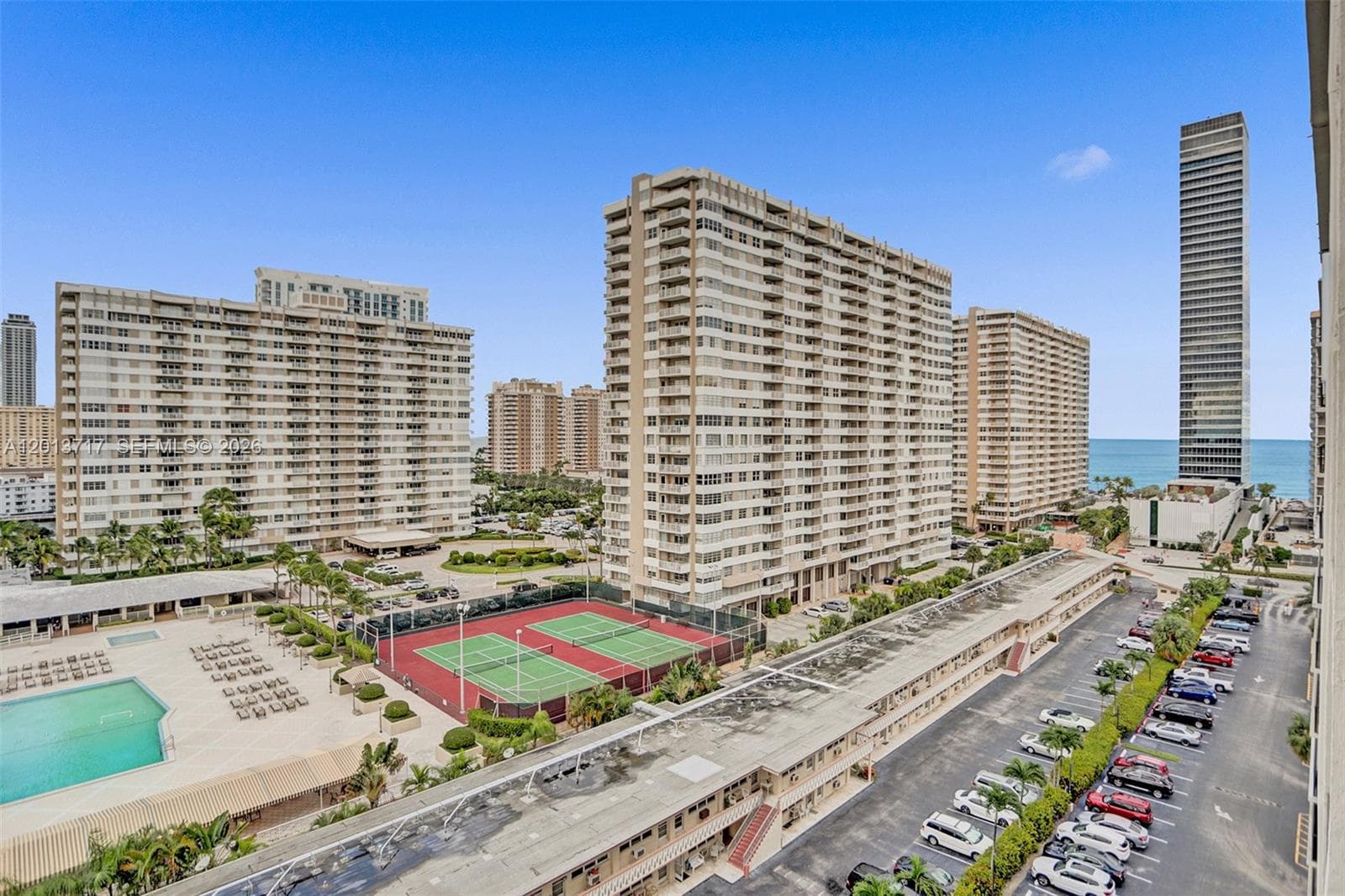 AVANT GARDE CONDO · #205 in Hallandale Beach - Photo 40