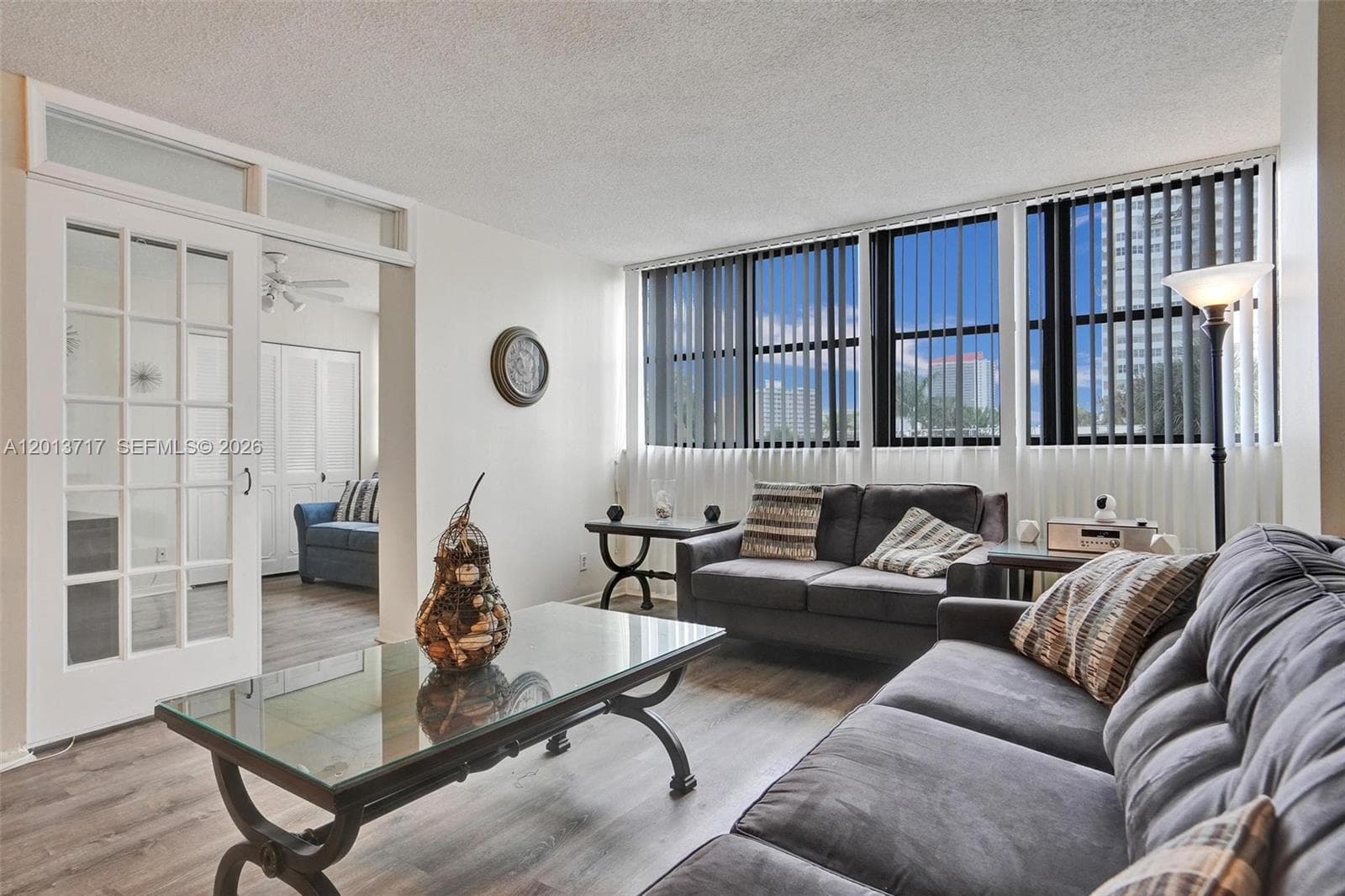 AVANT GARDE CONDO · #205 in Hallandale Beach - Photo 4