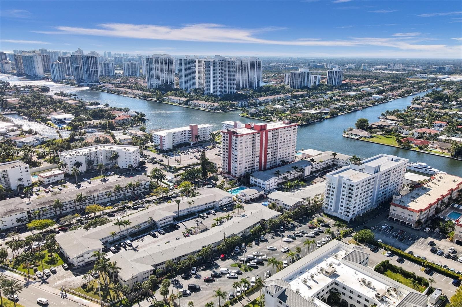 ASHLEIGH HOUSE CONDO · #710 in Hallandale Beach - Photo 48