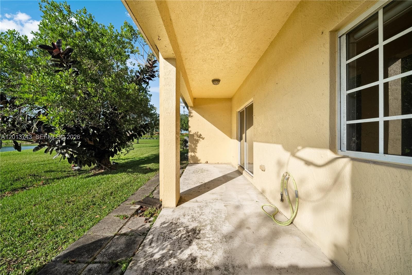 3393 NE 11th Dr photo 5