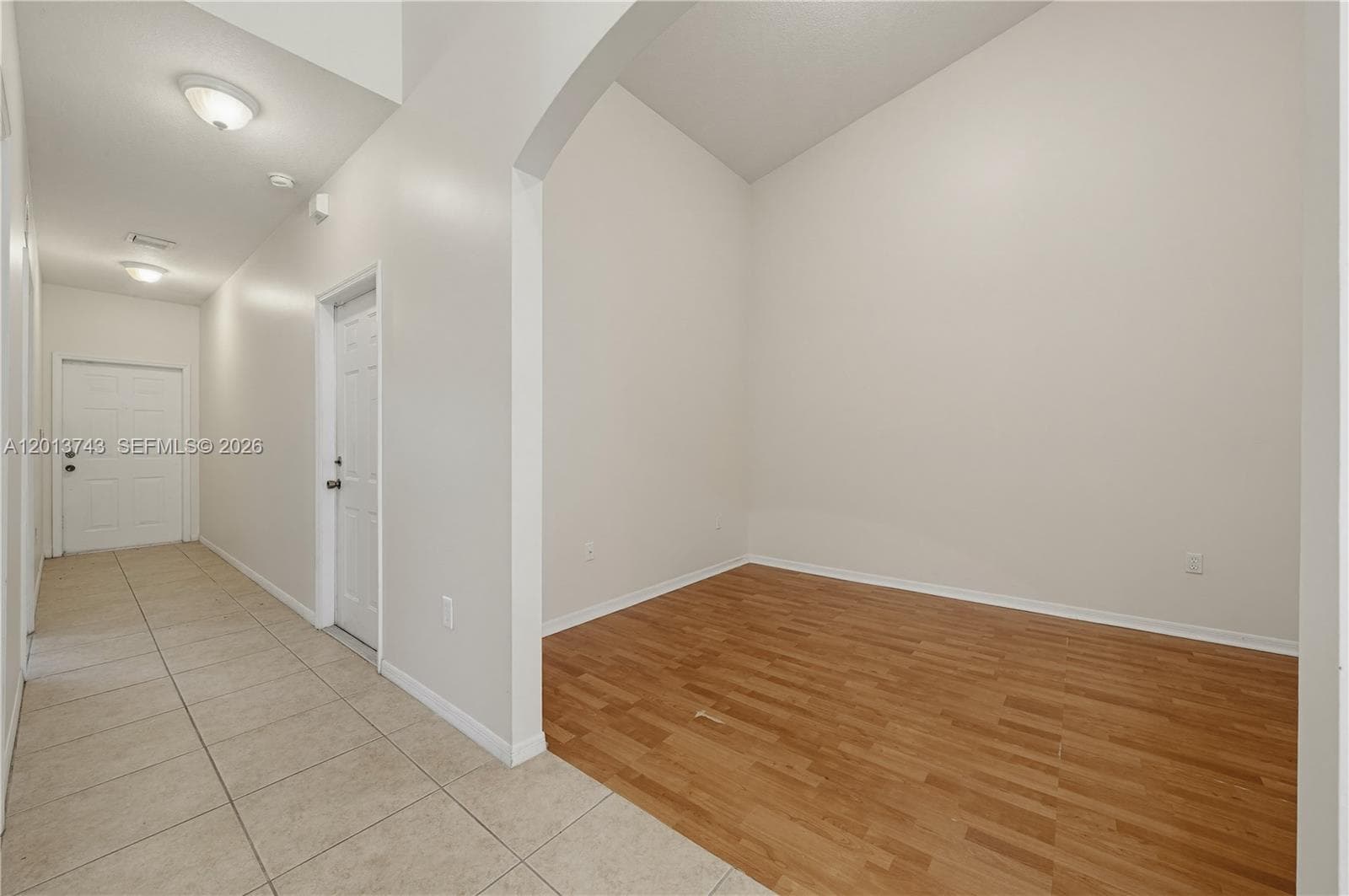 3393 NE 11th Dr photo 11