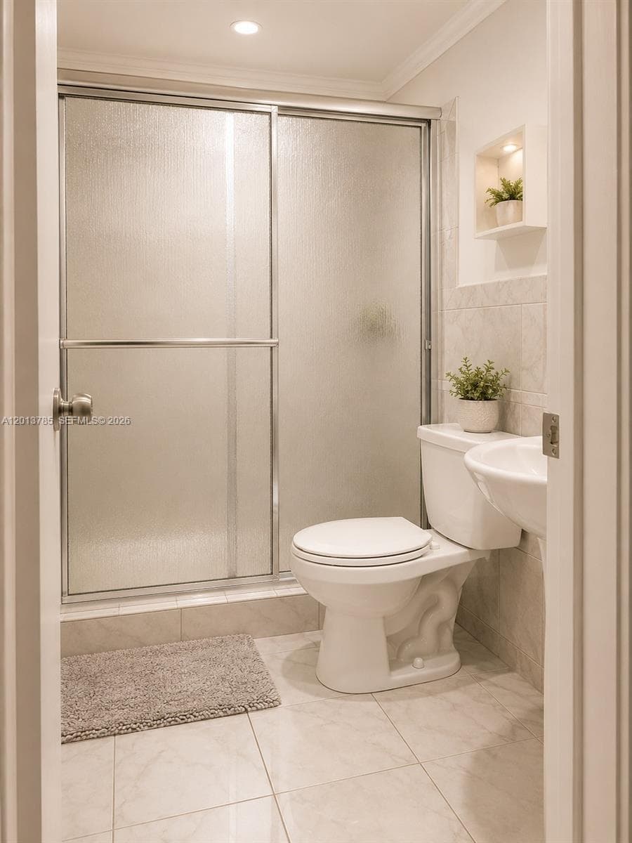 ELDORADO PLAZA WEST CONDO · #16E in Hallandale Beach - Photo 8