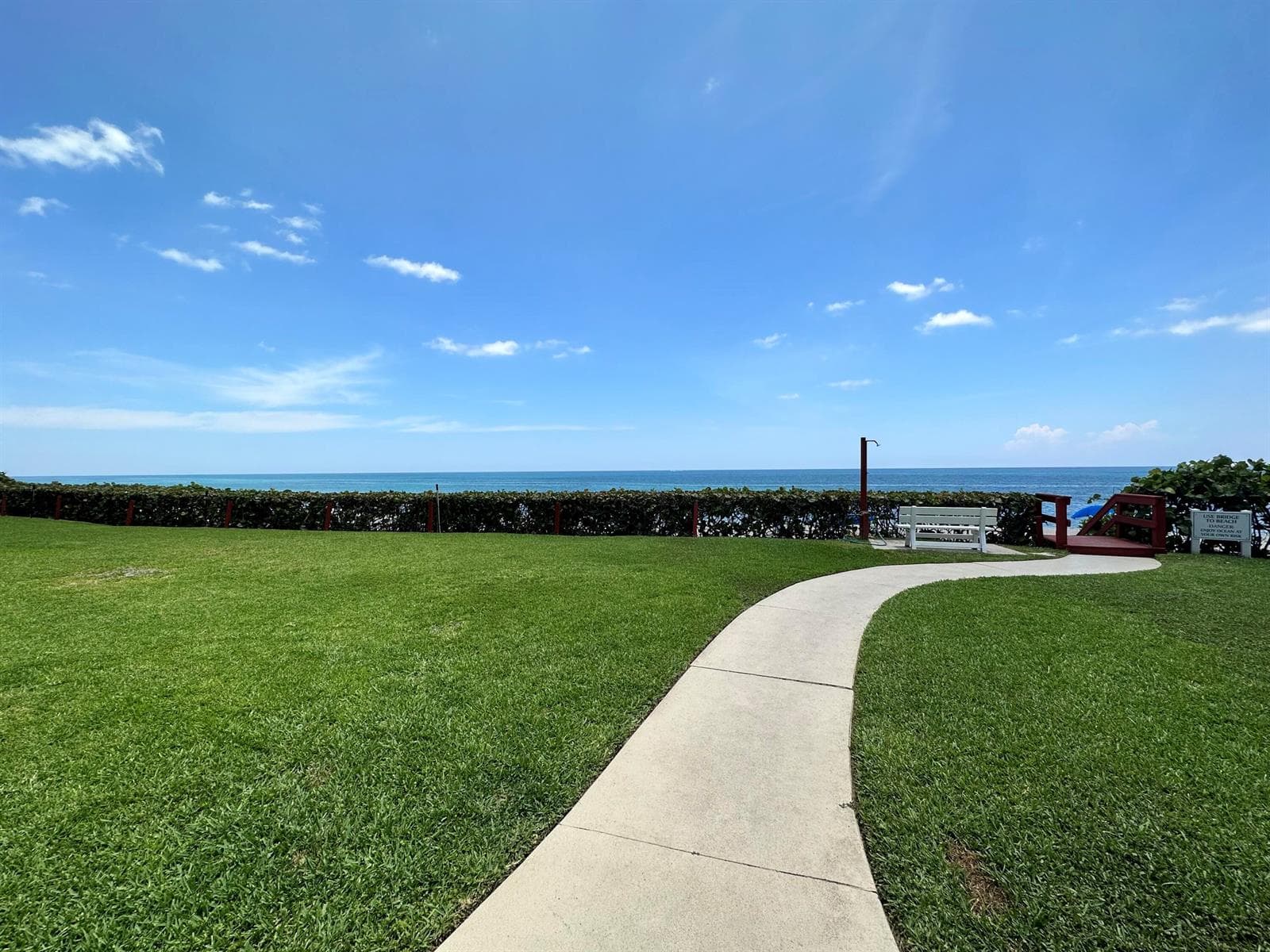 Walkway to Beach