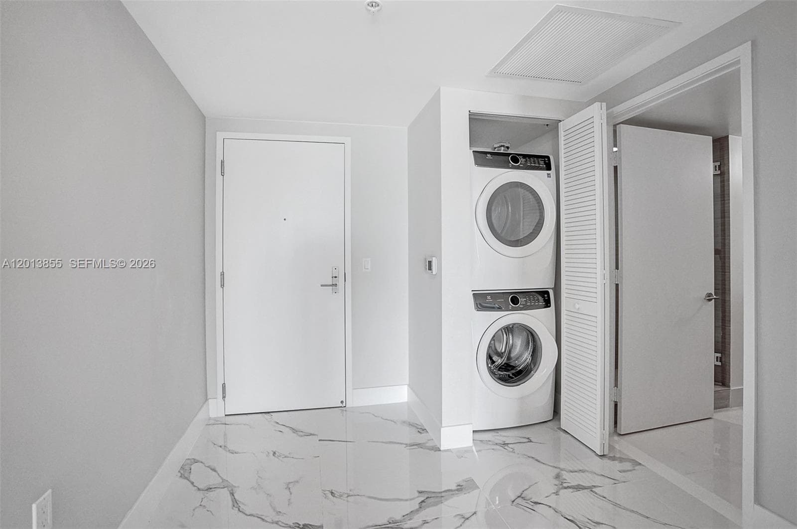 LAUNDRY SPACE, CORRIDOR