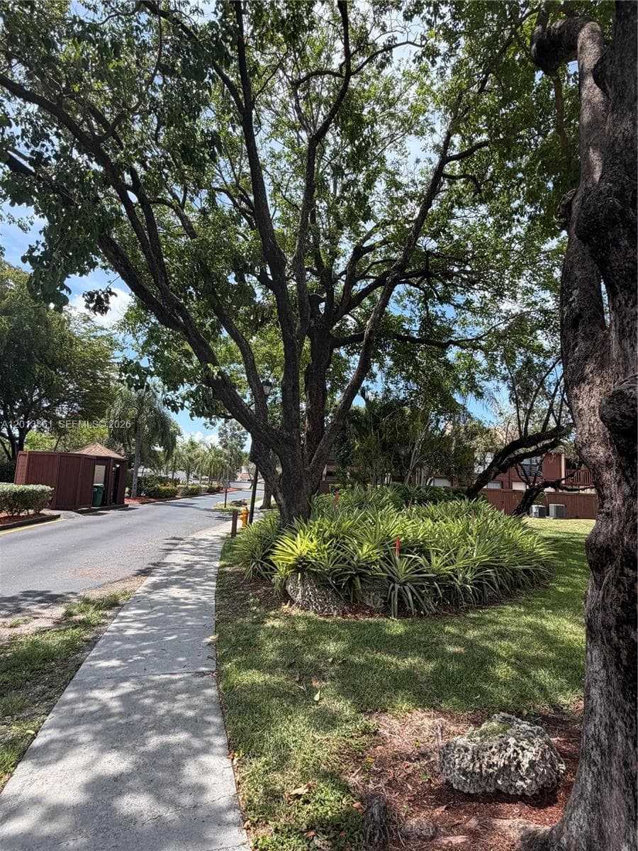 7024 SW 114th Pl # 52 #A-52 photo 43