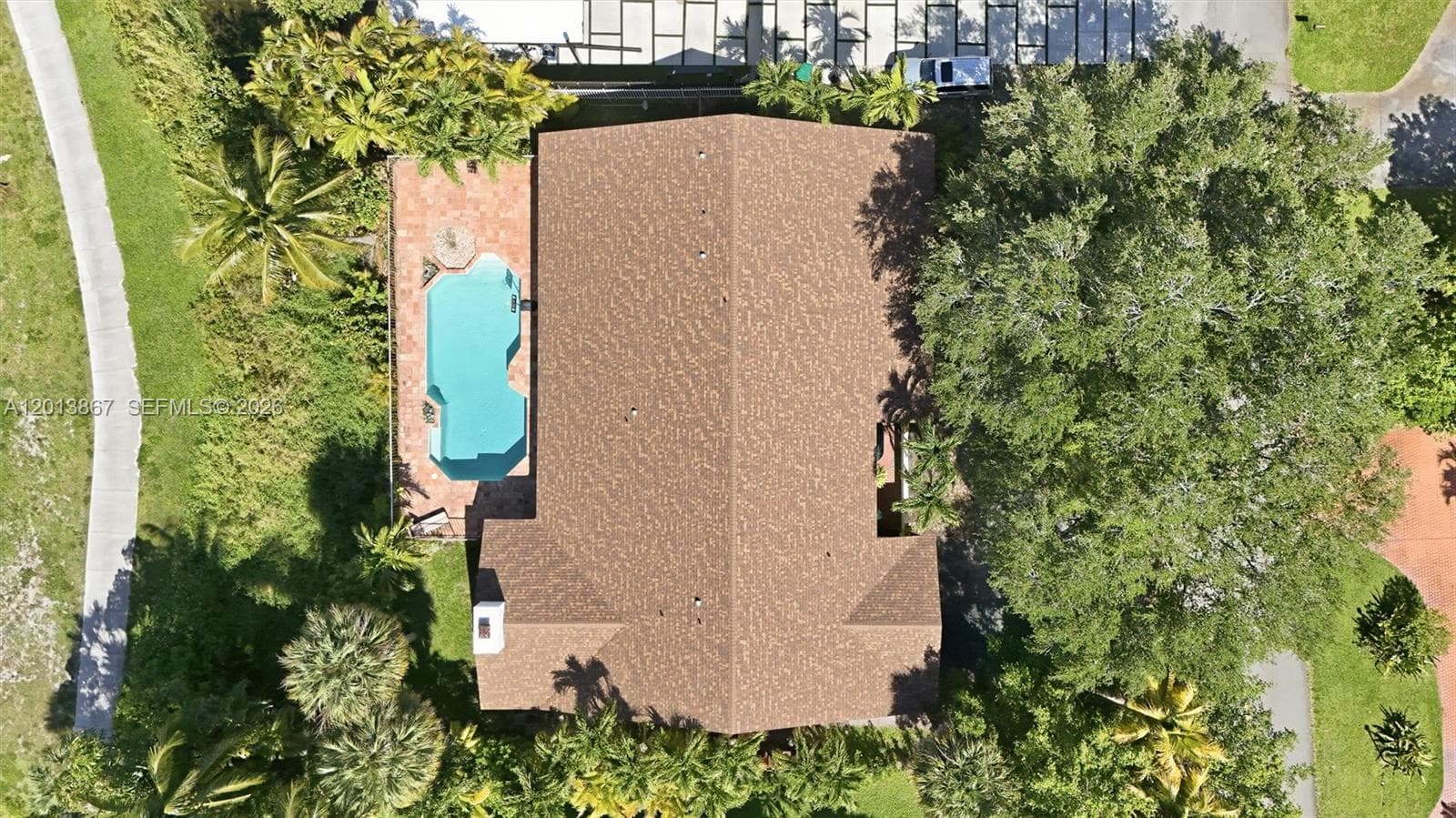 7200 N Oakmont Dr photo 3