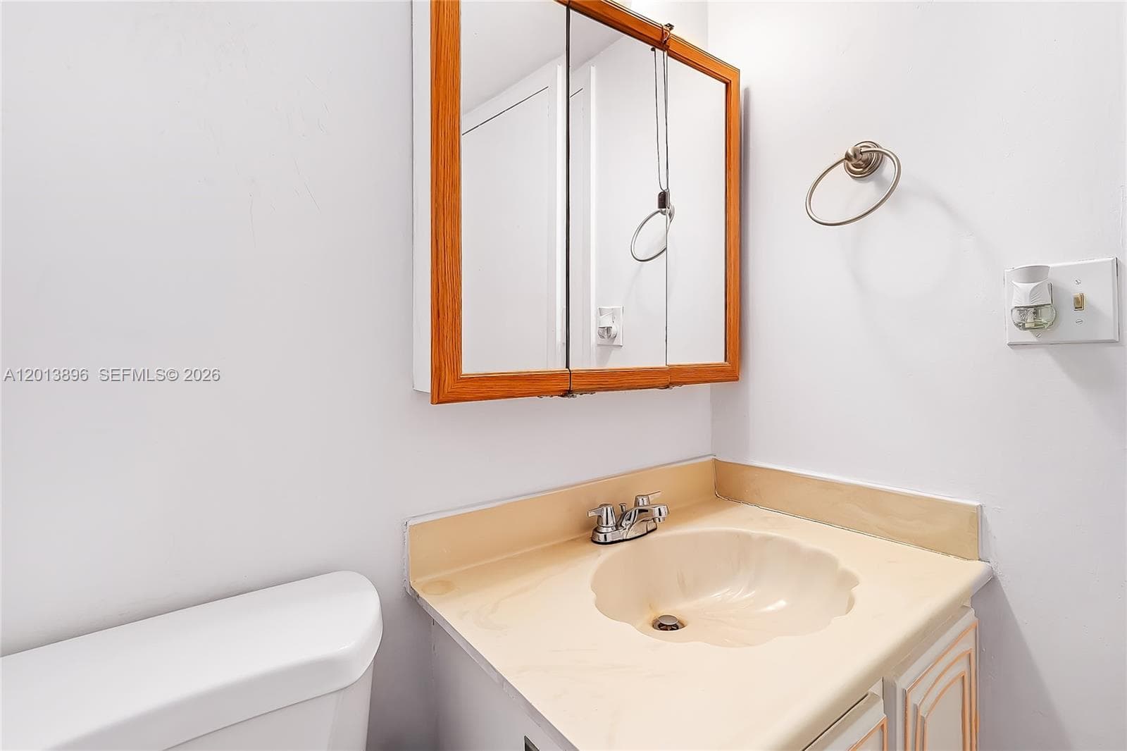 OCEANVIEW PARK CONDO · #901 in Hallandale Beach - Photo 16