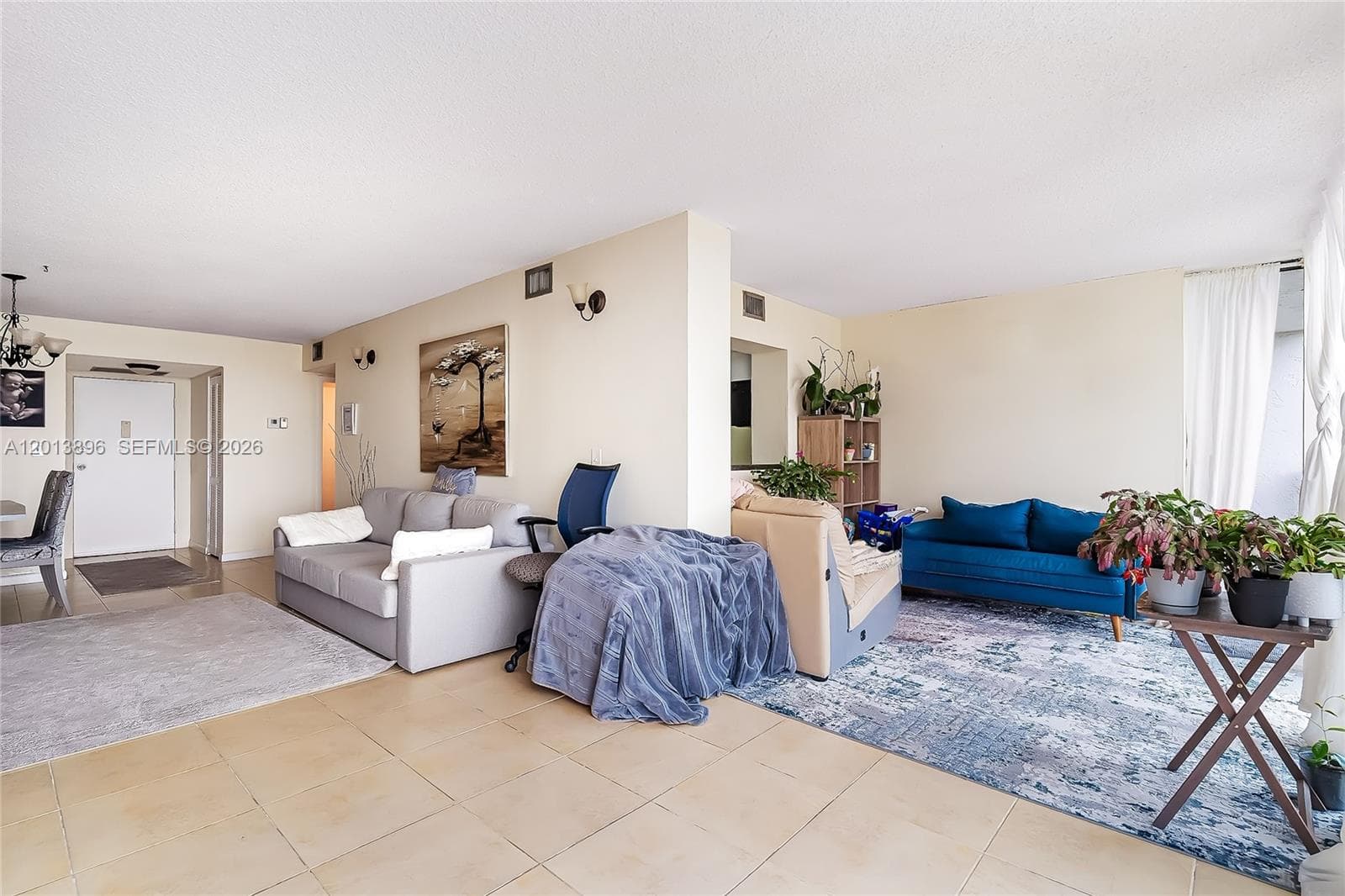 OCEANVIEW PARK CONDO · #901 in Hallandale Beach - Photo 7