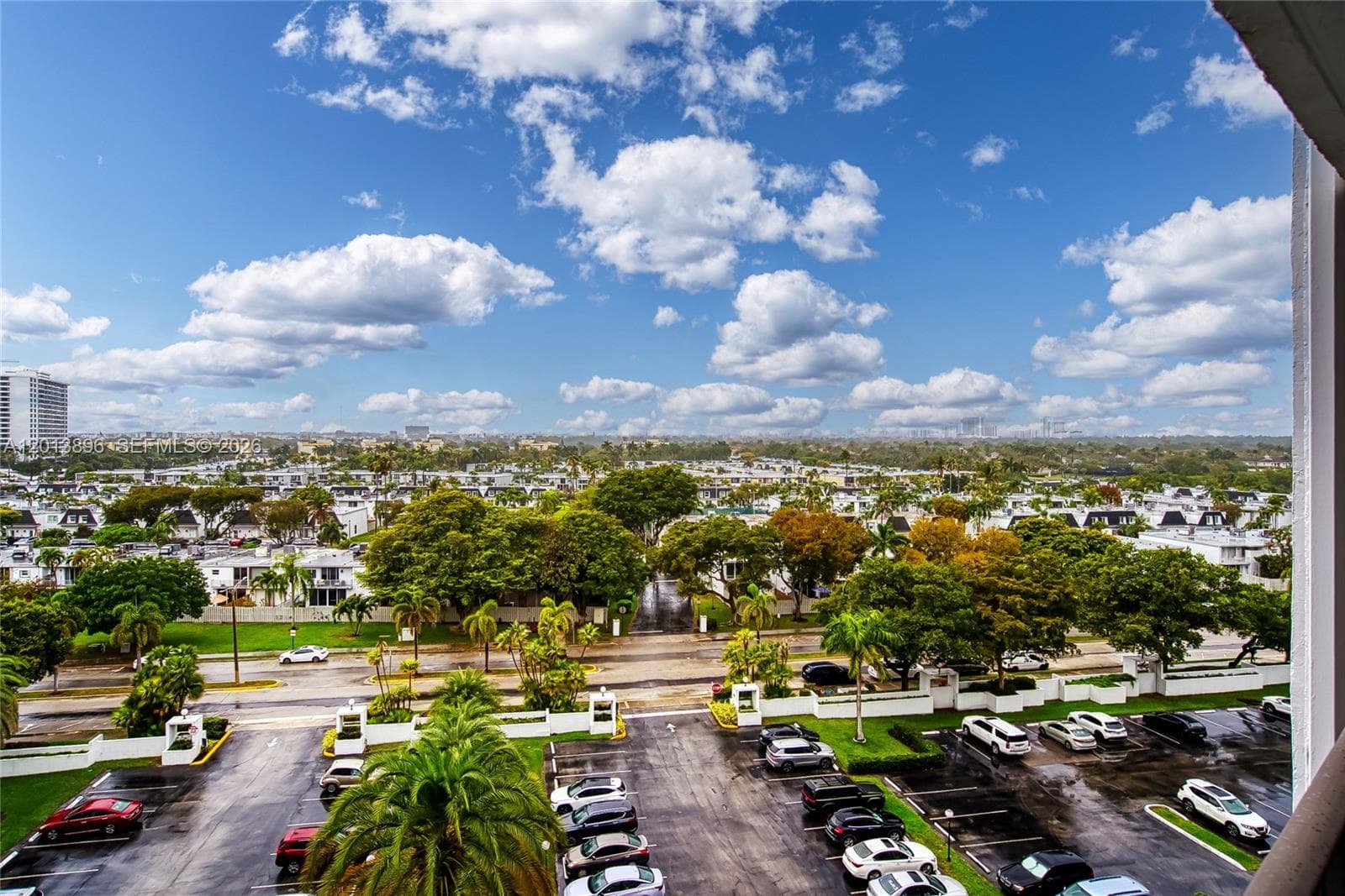 OCEANVIEW PARK CONDO · #901 in Hallandale Beach - Photo 32