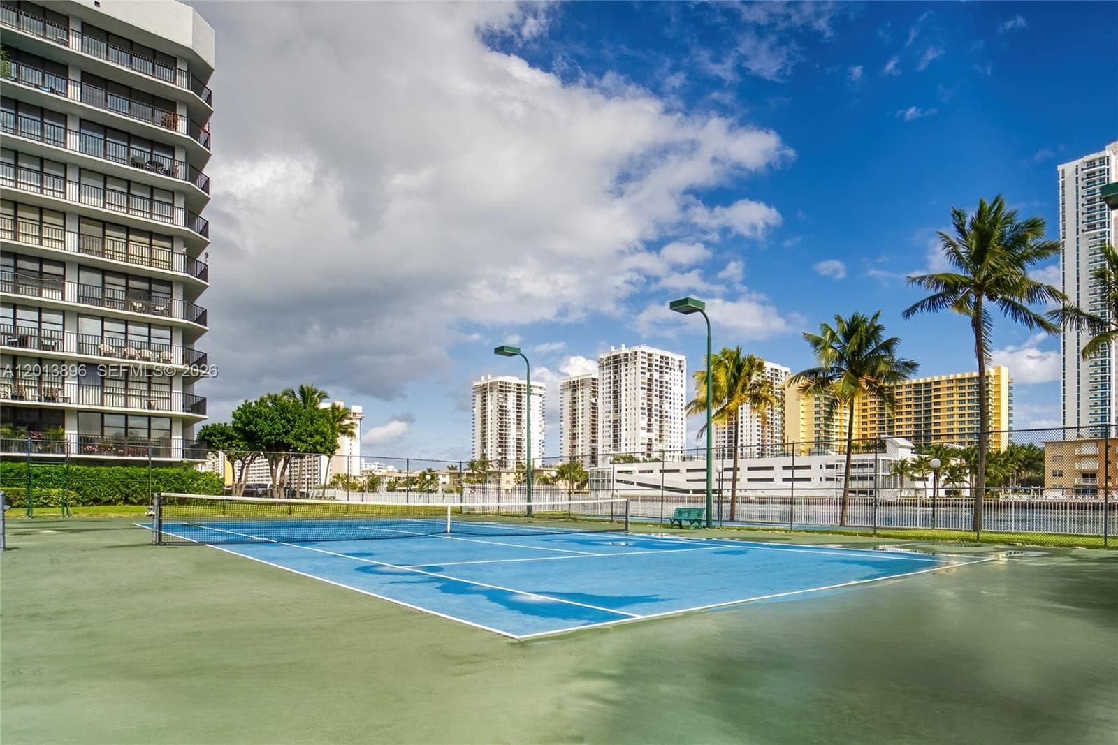 OCEANVIEW PARK CONDO · #901 in Hallandale Beach - Photo 40