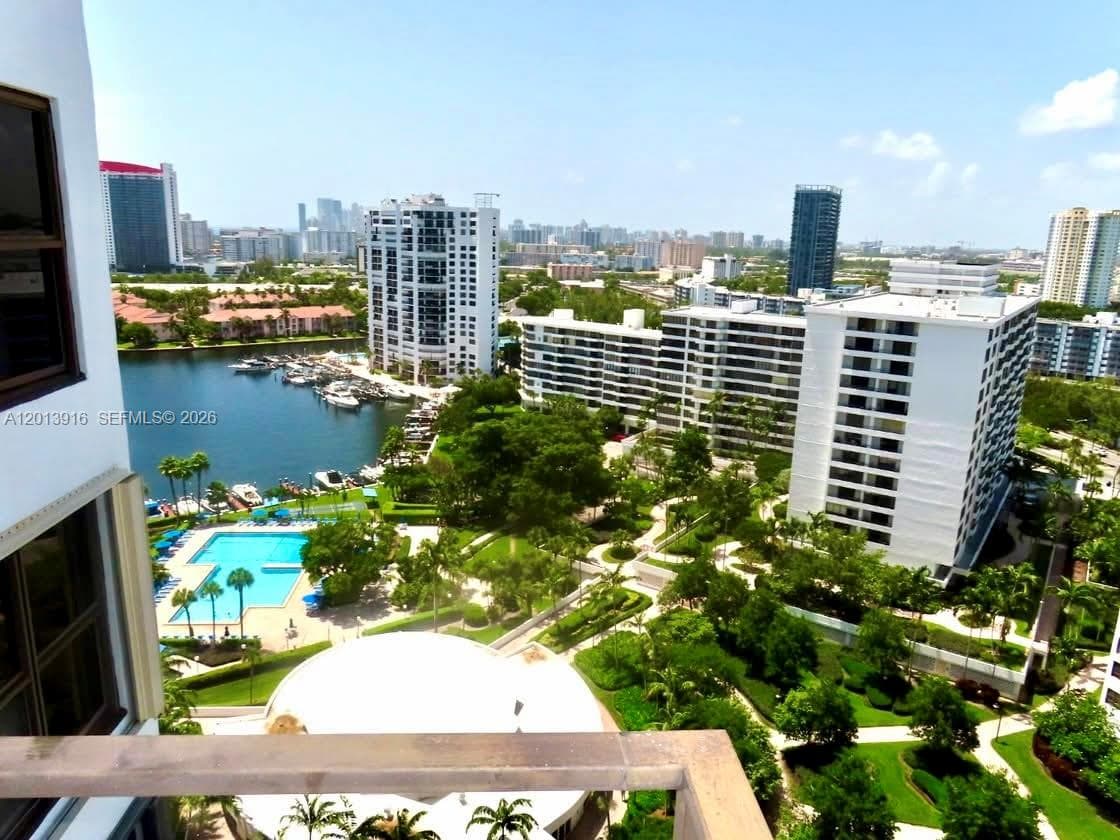 OLYMPUS CONDO PHASE · #2114 in Hallandale Beach - Photo 9