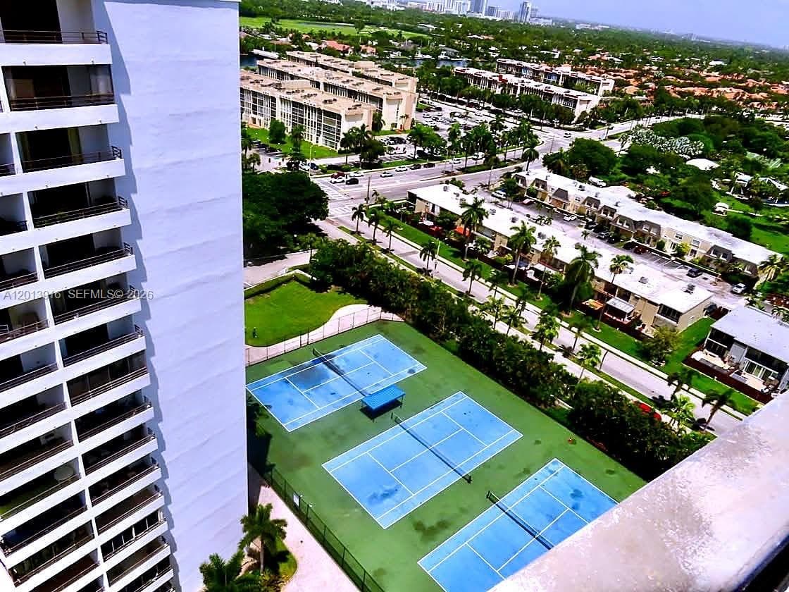 OLYMPUS CONDO PHASE · #2114 in Hallandale Beach - Photo 10