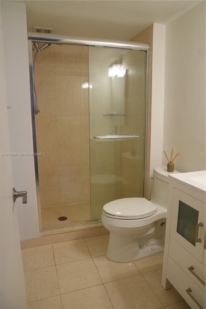 ADMIRAL'S PORT · #1107E in Aventura - Photo 35