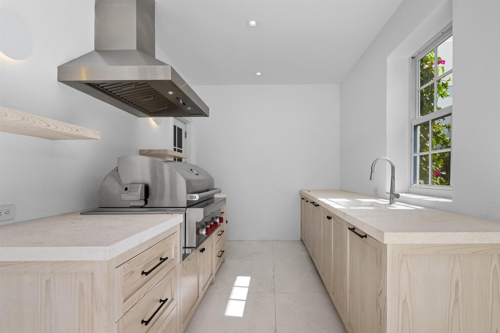 Summer Kitchen 2