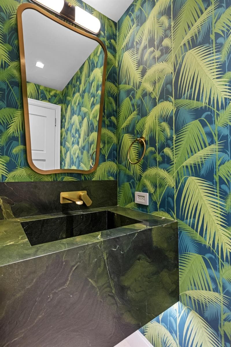Powder Room 2