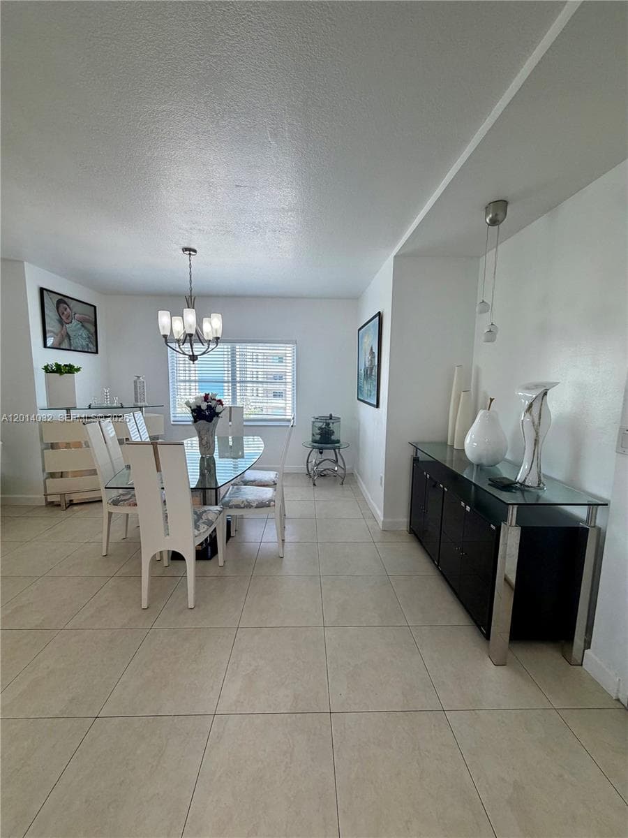 Arlen House West · #1631 in Sunny Isles Beach - Photo 6