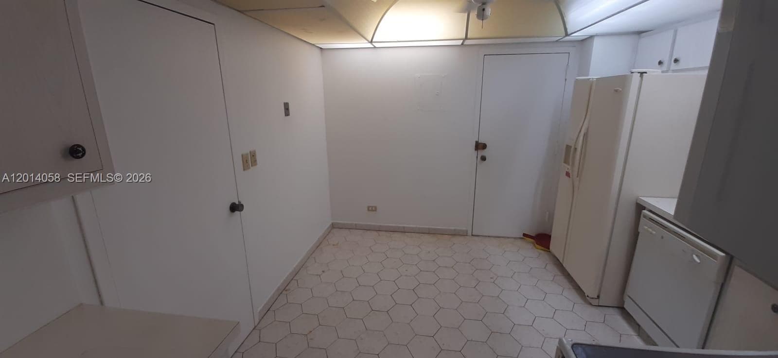 WINSTON TOWERS 200 · #1711 in Sunny Isles Beach - Photo 13