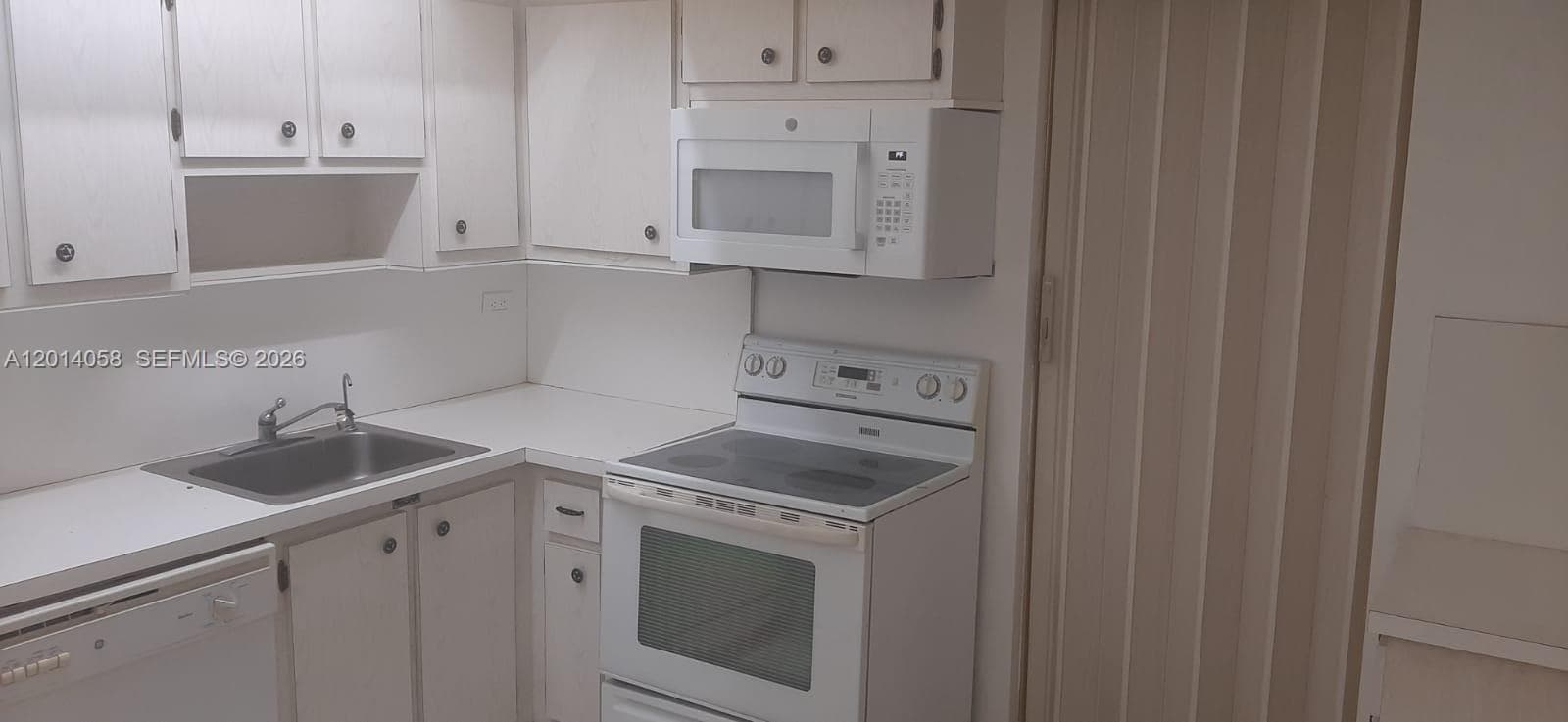 WINSTON TOWERS 200 · #1711 in Sunny Isles Beach - Photo 19