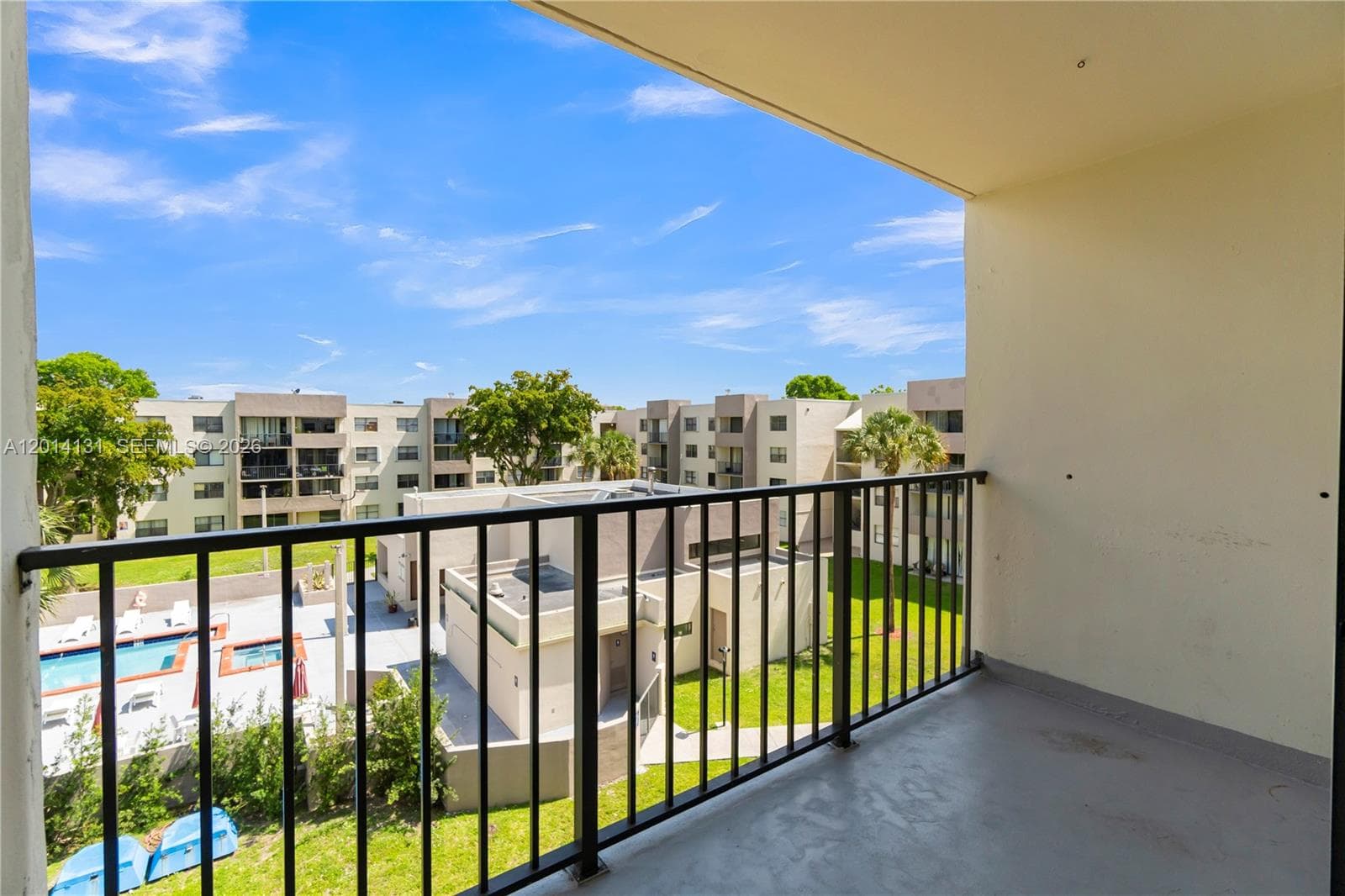 PEPPERMILL KENDALE LKS W · #B411 in Miami - Photo 36