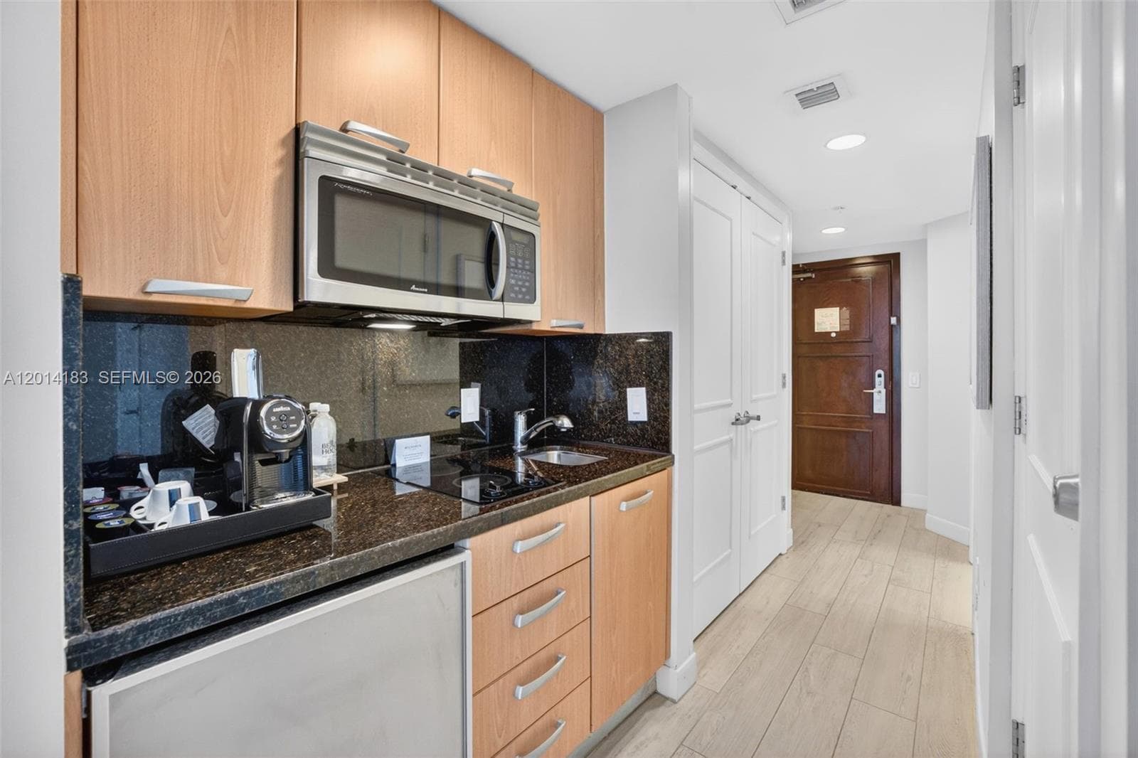 Beach House Hilton · #2412 in Fort Lauderdale - Photo 6