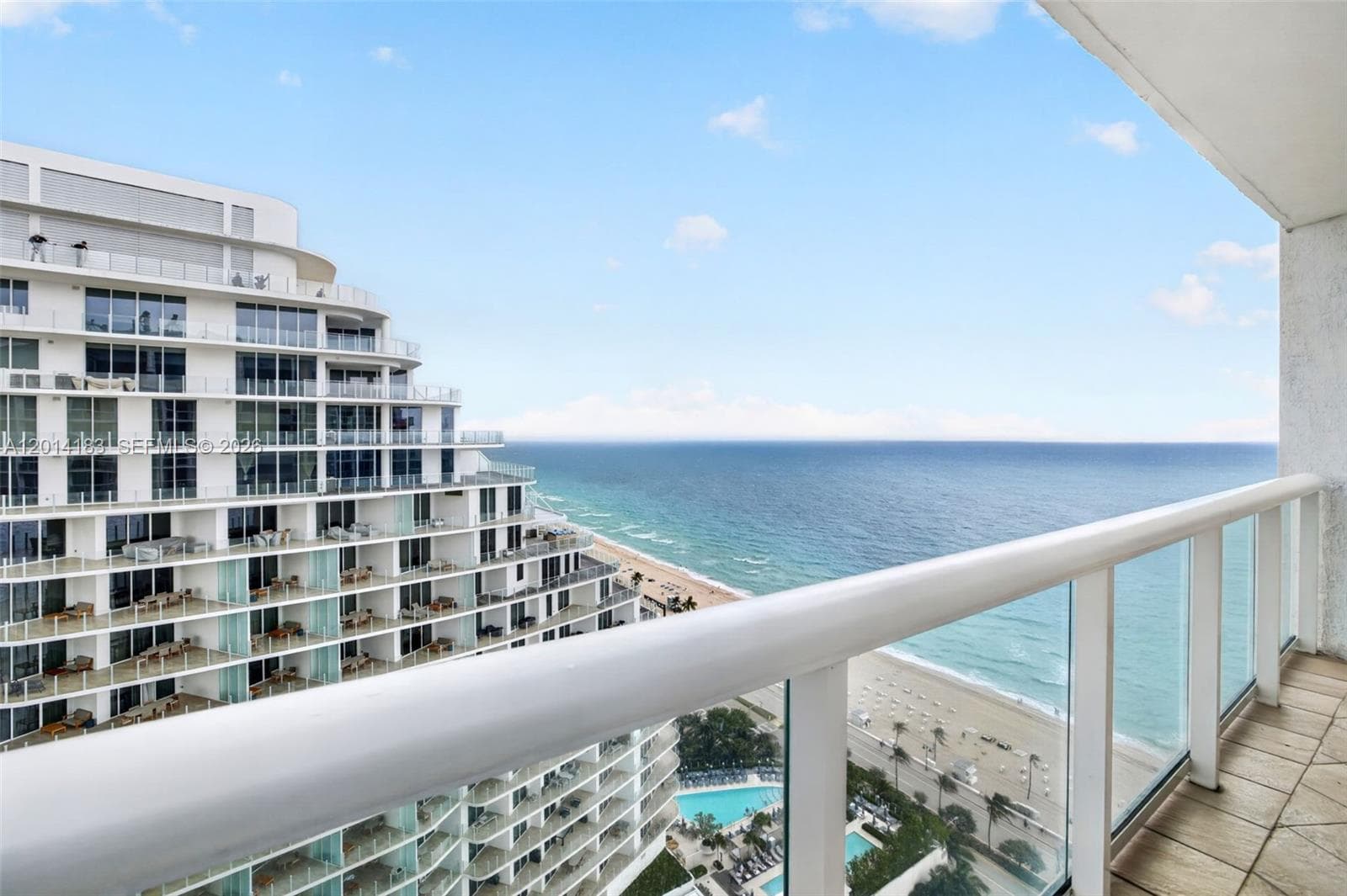 Beach House Hilton · #2412 in Fort Lauderdale - Photo 13