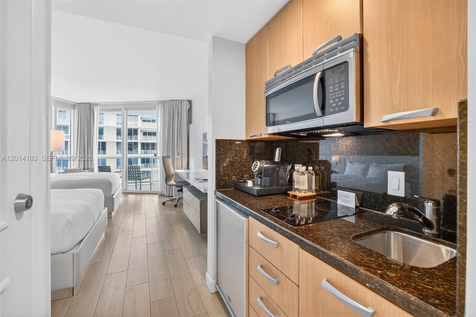 Beach House Hilton · #2412 in Fort Lauderdale - Photo 5