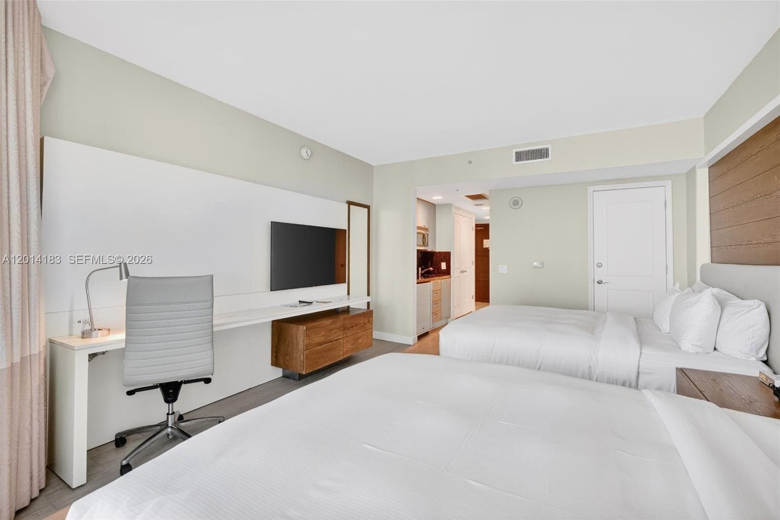 Beach House Hilton · #2412 in Fort Lauderdale - Photo 10