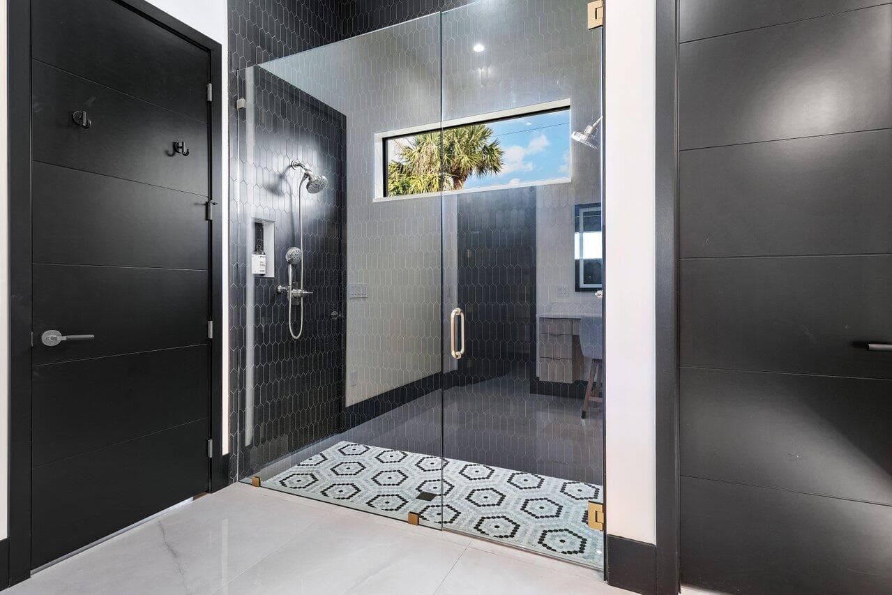 067-13480USHighway1-JunoBeach-FL-33408-S