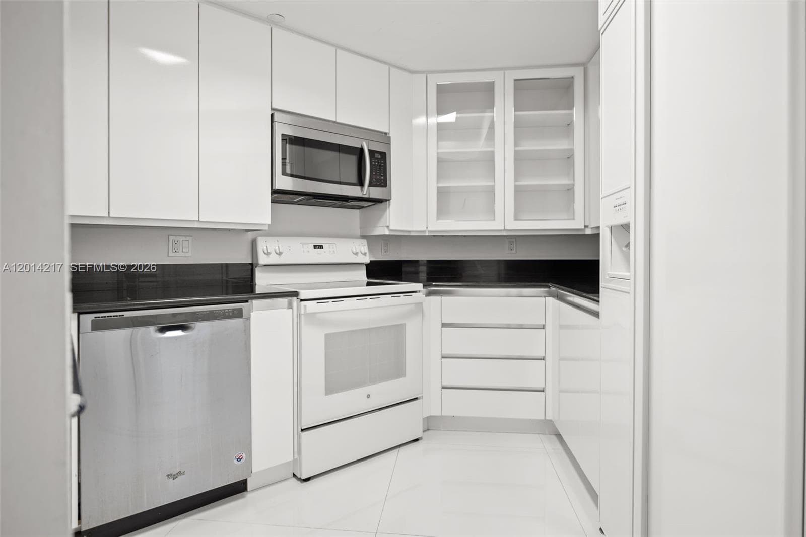 ATLANTIC III AT THE POINT · #302 in Aventura - Photo 9