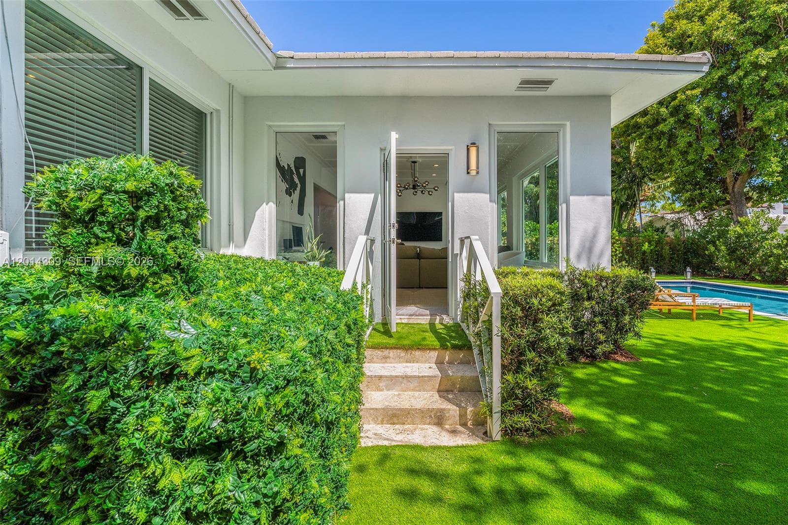 6145 La Gorce Dr photo 3