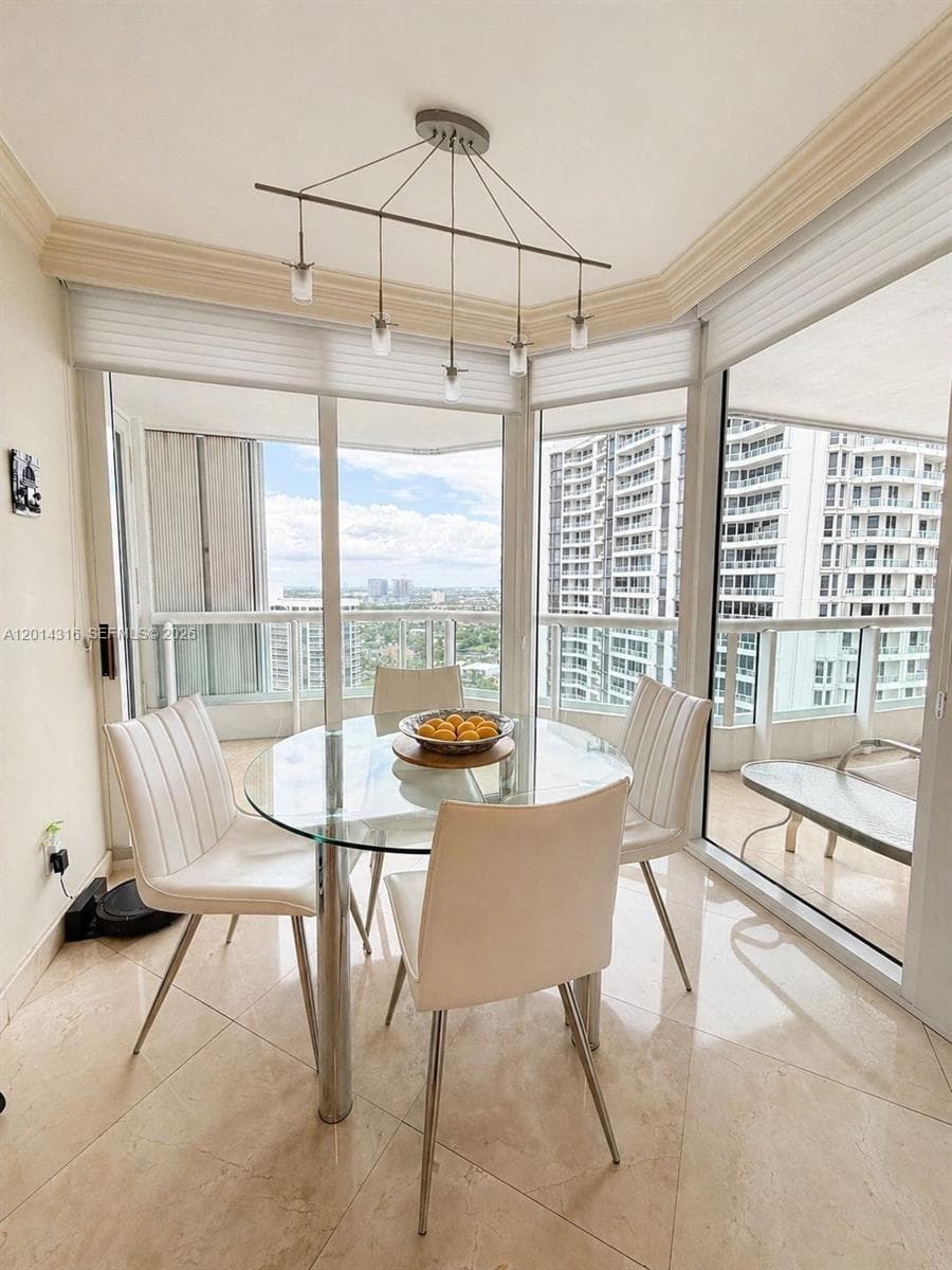 SOUTH TOWER AT THE POINT · #2403 in Aventura - Photo 17