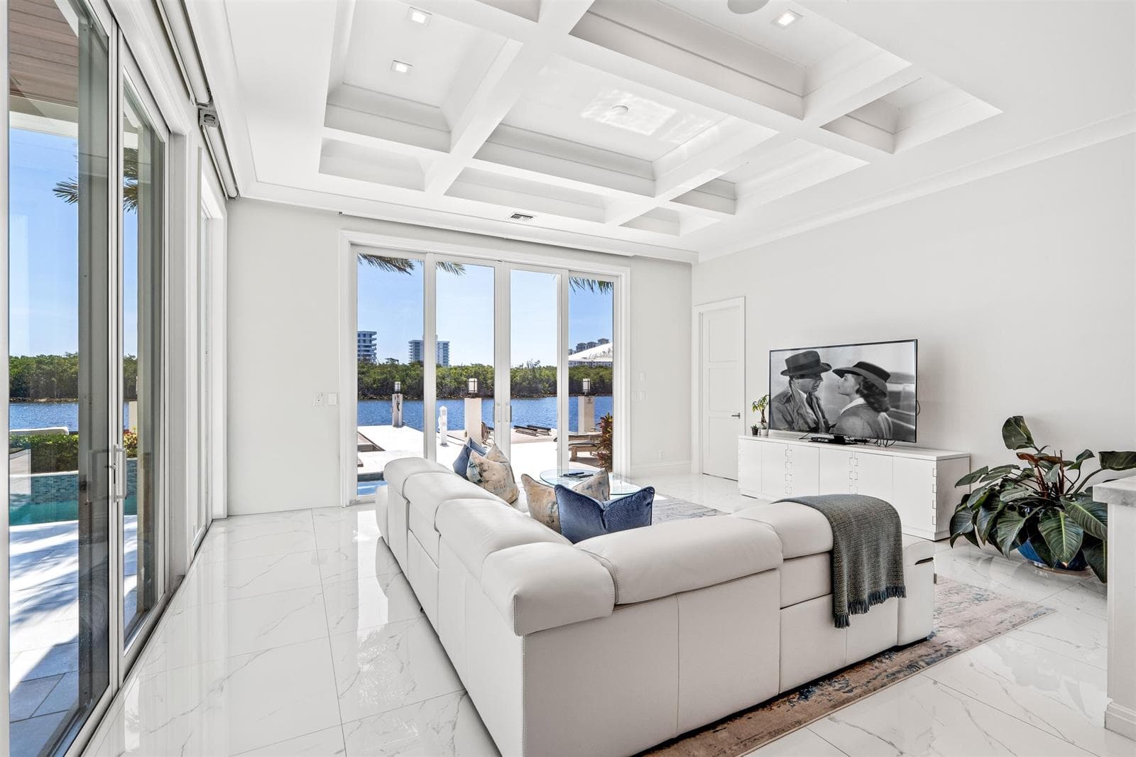 FAMILY_ROOM_LEFT_ANGLE