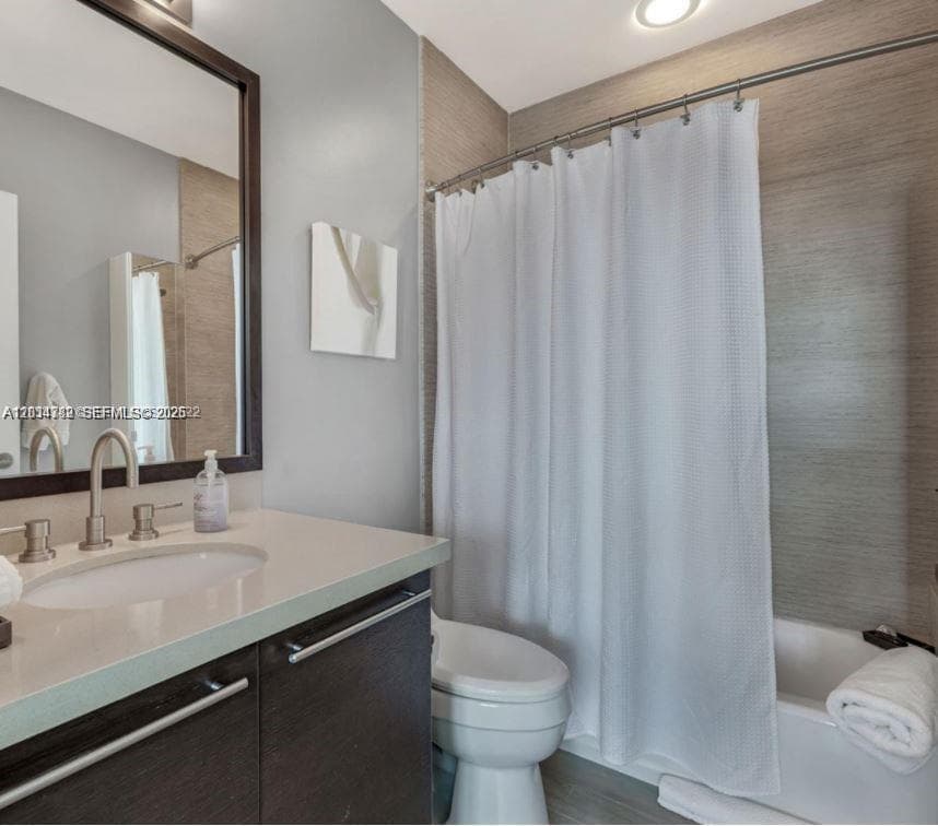ELOQUENCE ON THE BAY COND · #707 in North Bay Village - Photo 2