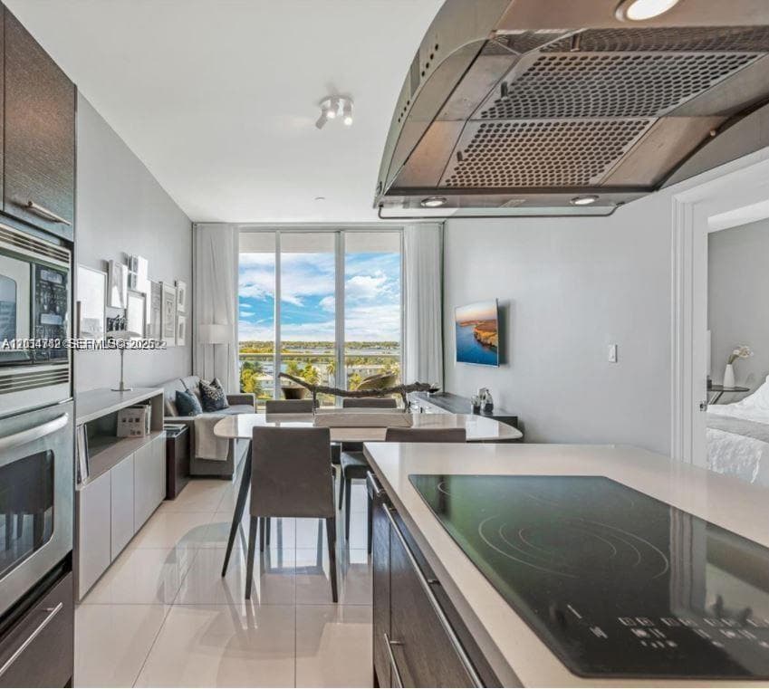 ELOQUENCE ON THE BAY COND · #707 in North Bay Village - Photo 1