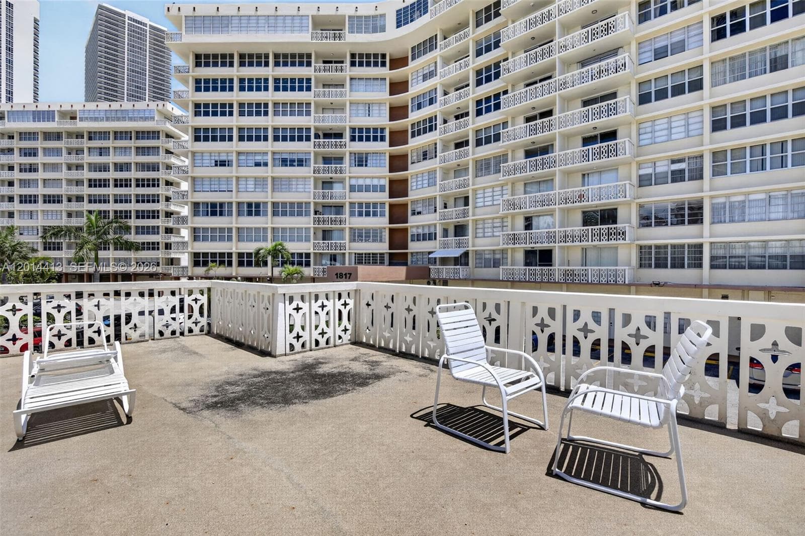 IMPERIAL TOWERS APTS COND · #225 in Hallandale Beach - Photo 30