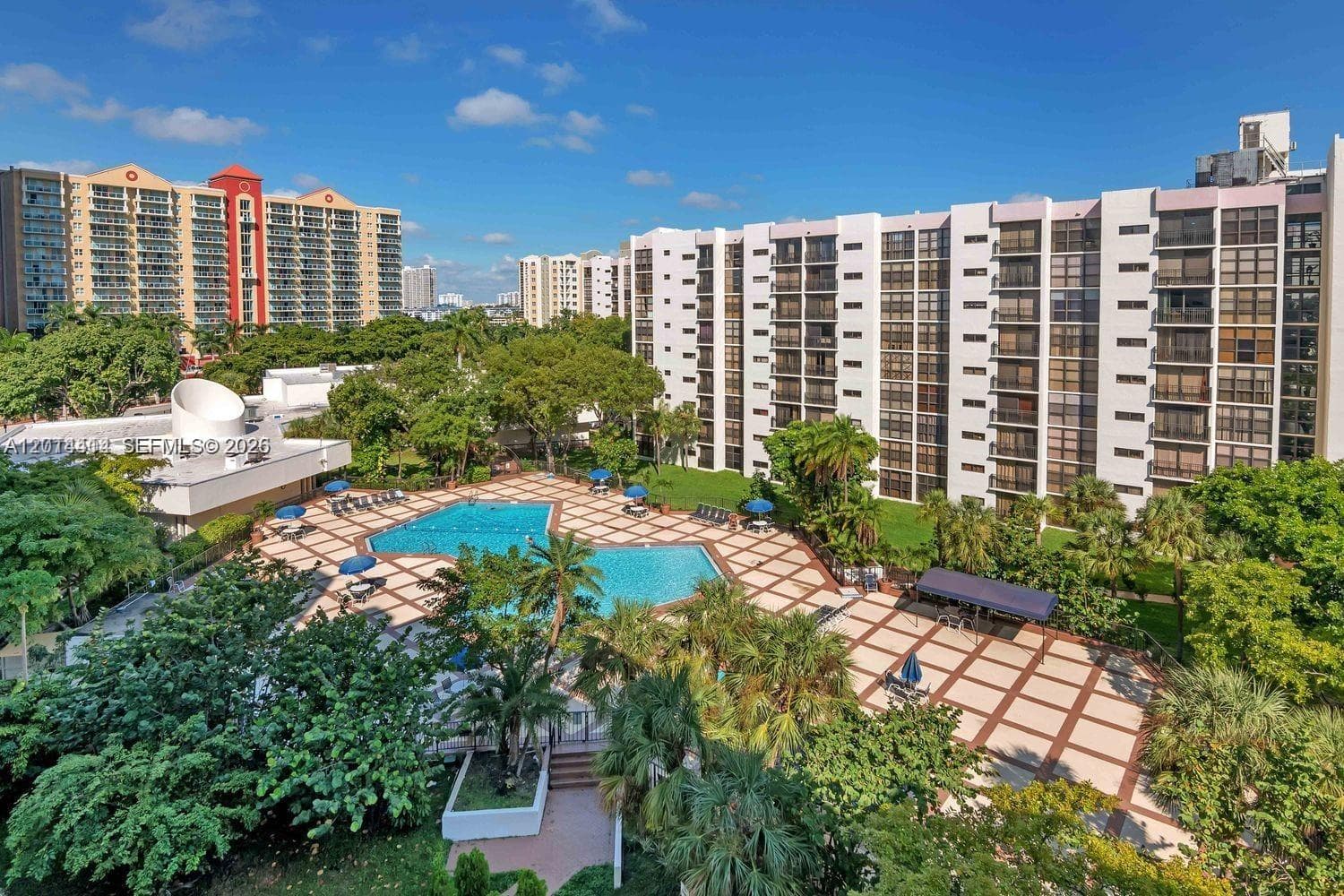 PLAZA OF AMERICAS CONDO P · #322 in Sunny Isles Beach - Photo 1