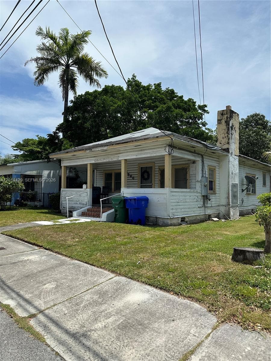 3566 Thomas Ave photo 7