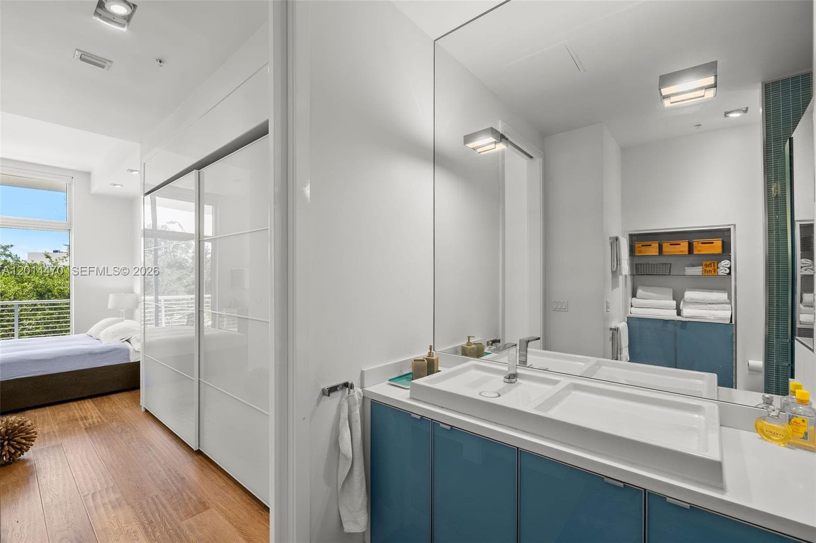 THE MERIDIAN CONDO · #404 in Miami Beach - Photo 16