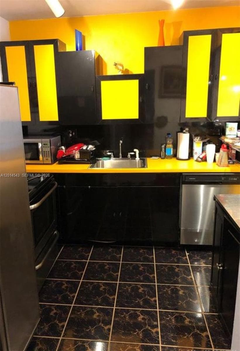OLYMPUS CONDO · #418 in Hallandale Beach - Photo 3