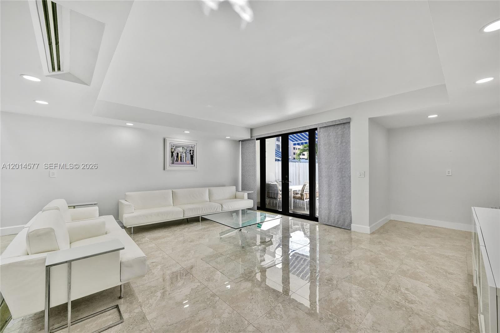 310 Poinciana Dr #802 photo 6