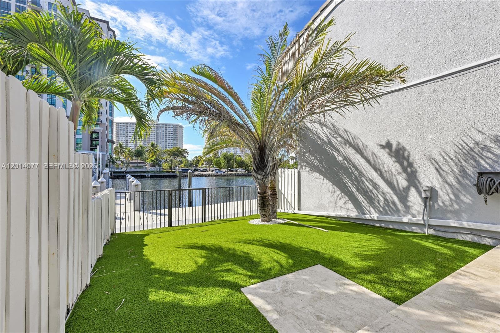 310 Poinciana Dr #802 photo 17