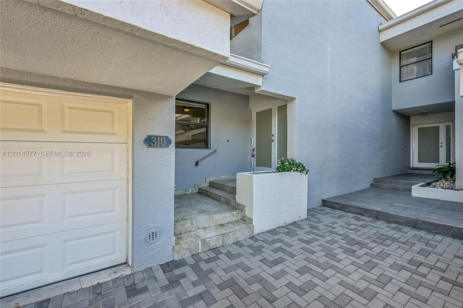 310 Poinciana Dr #802 photo 22