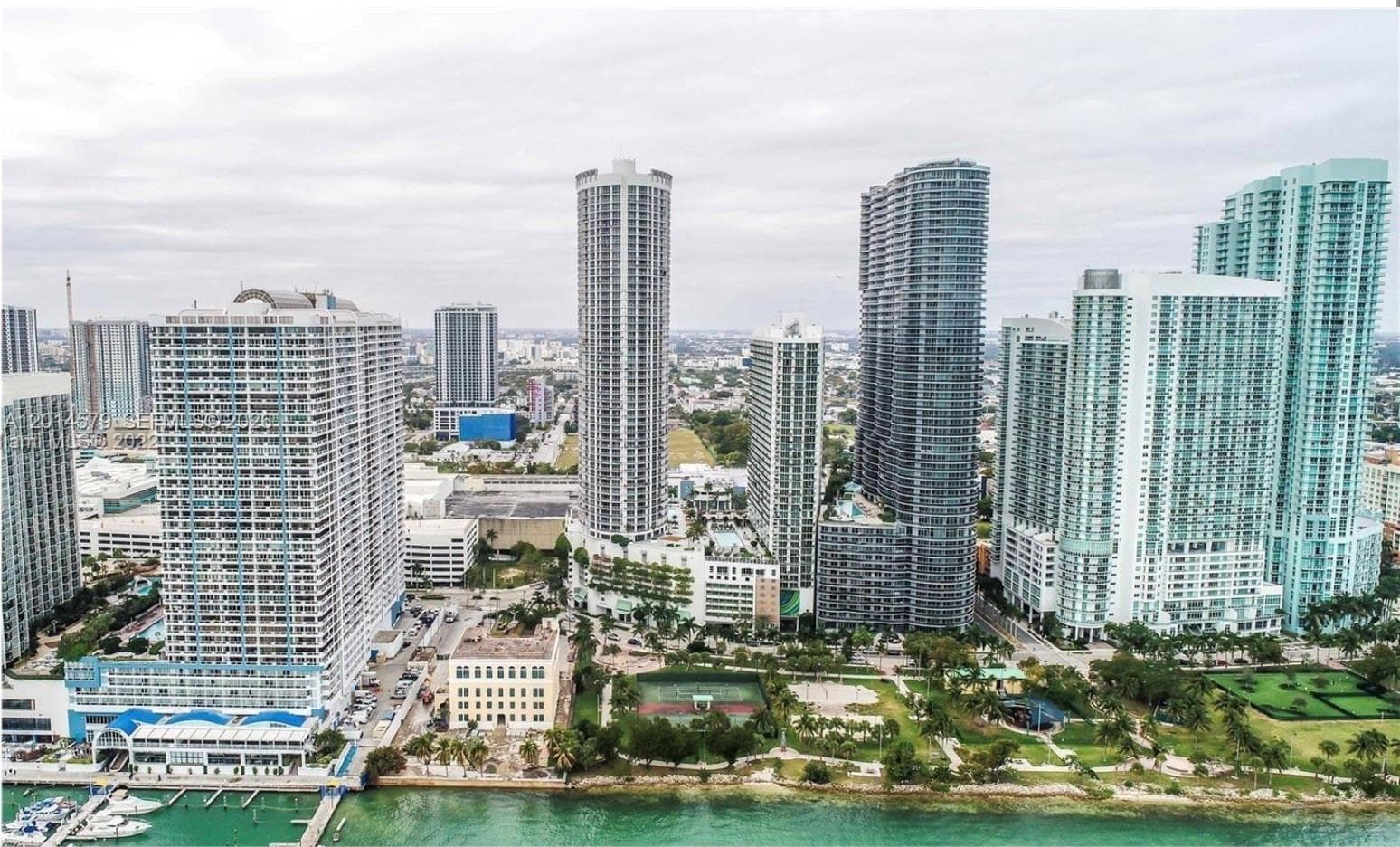 Opera Tower · #3114 in Miami - Photo 24