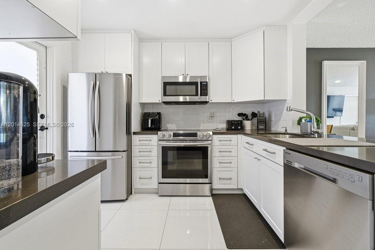 GARDENS BY THE SEA CONDO · #307 in Lauderdale By The Sea - Photo 6