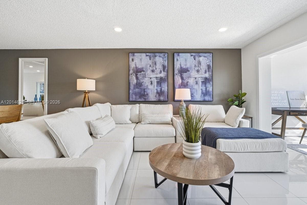 GARDENS BY THE SEA CONDO · #307 in Lauderdale By The Sea - Photo 3