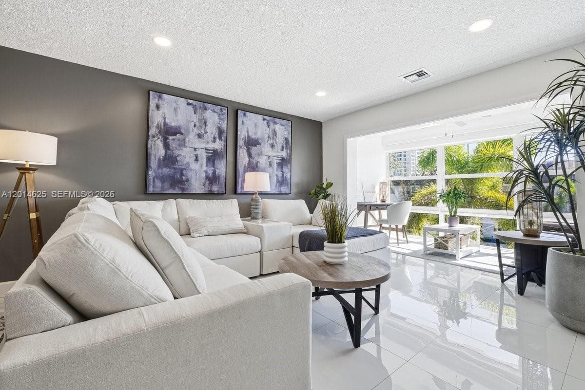 GARDENS BY THE SEA CONDO · #307 in Lauderdale By The Sea - Photo 1